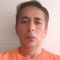 Alberto Flores