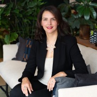 Adriana Mackenzie