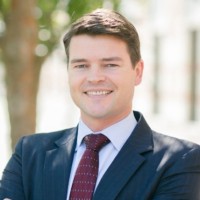 Fergus Hodgson, CAIA