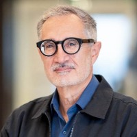 Gio Aliano, Aia