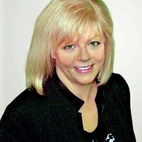 Bobbi Sullivan, Cfe