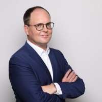 Dr. Stefan Schwaneck