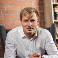 Александр Коваленко
