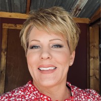 Jeanette Cade