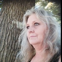 Arlynda Akins