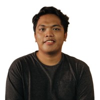 Robert James Gomez