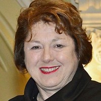 Julie Holschier Oam