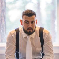 Larry Molina