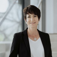 Dr. Tina Weber