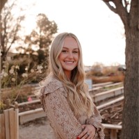 Sydney Snuggs, Mba