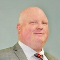 Brendan Stenson, Cic, Cris, Mlis