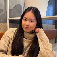 Chloé Pham