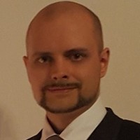 Dr. Steffen Stadtmüller