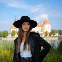 Danielle Sinay Battezzato