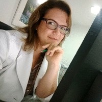 Mila Menezes