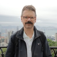 Lars Hultgren