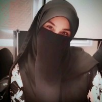 دينا عبدالله علي