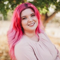 Emily Michael, Mba