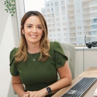 Carolina Cunha, Ea