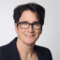 Simone Leder