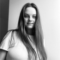 Rebecca Schütze