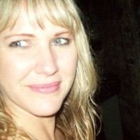 Elizabeth Schultze