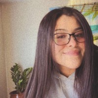 Daisy Flores