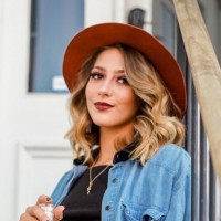 Lindsey Hurst