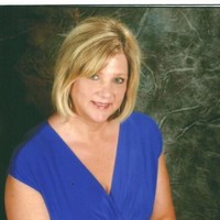 Rhonda Swift