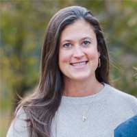 Laurie Dewey, Arm