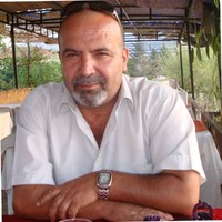 Zeki AY