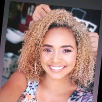 Denise Veloso