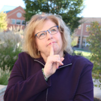 Donna Evans