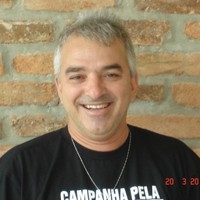 Cloves Pissutti