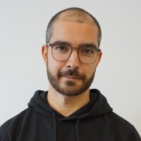 Dr. Nik Tavakoli