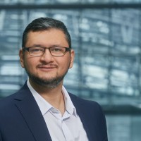 Oğuzhan Aksoy, MBA