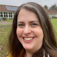 Amelia Jones