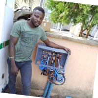 Ade Elettrician