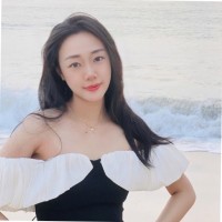 Eve Dong