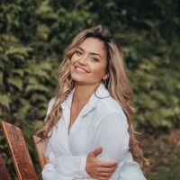 Isabelle Querido Marcondes Correa