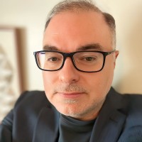 Adrian DeWitts