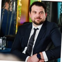 Dominik M.