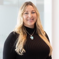 Julie De Barros