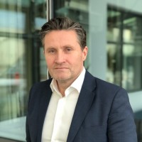Peter Lindström
