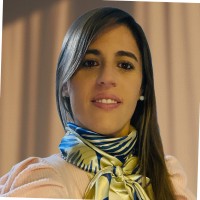 Débora Sugamiele