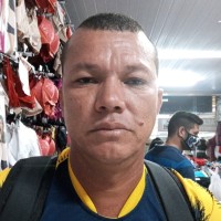 Harry Chaves