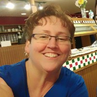 Suzy Warner