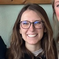 Hope Justesen, Mps