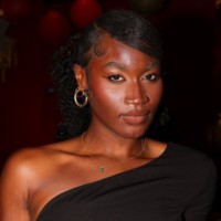 Dee Harper