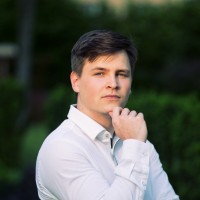 Sebastian H.